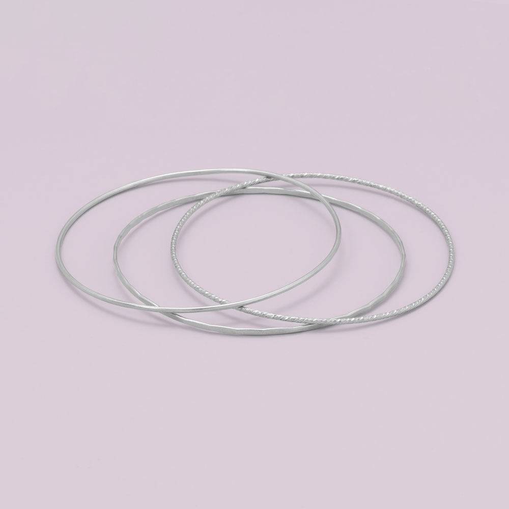 Hammered Wire Bangle Bracelet - Matador Diamond