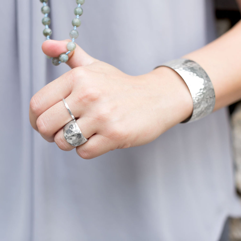 Hammered Cigar Band Ring - Matador Diamond