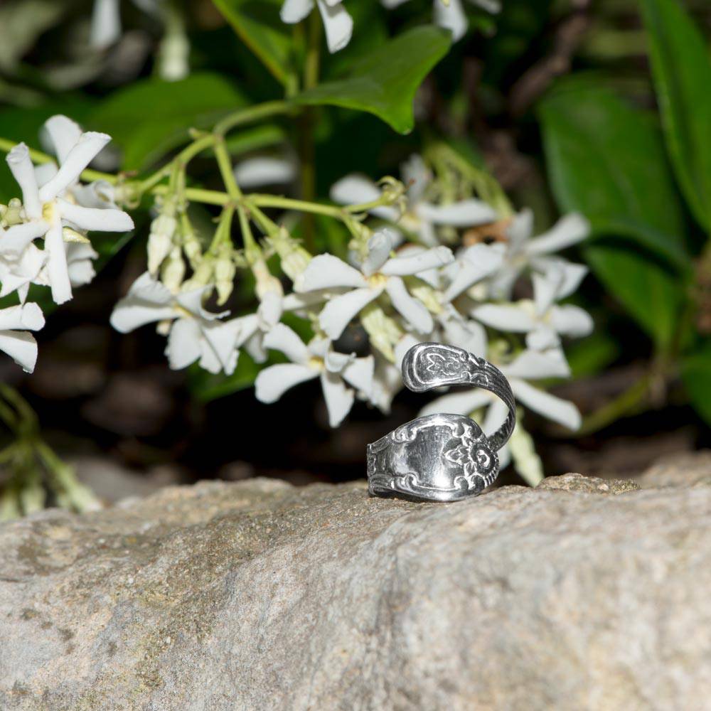 High Polish Spoon Ring - Matador Diamond