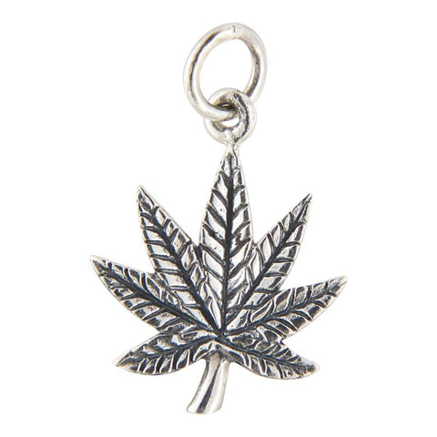Sterling Silver Leaf Antiqued Pendant Necklace - Matador Diamond